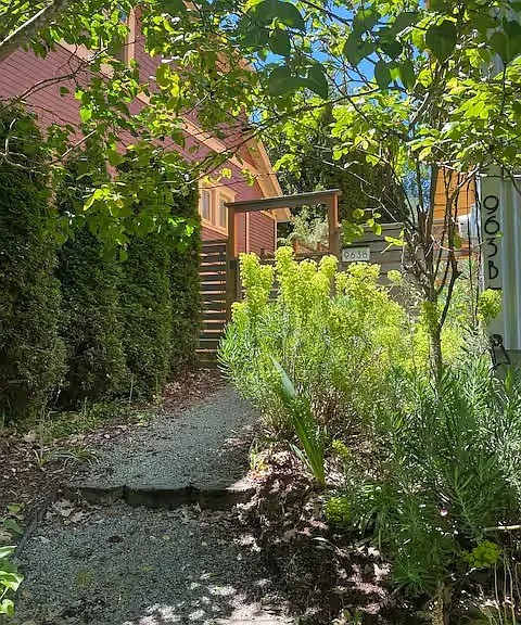 963 22nd Ave #B — Photo 1