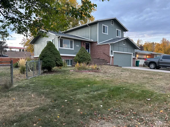 3211 Ward Rd, Wheat Ridge, CO 80033