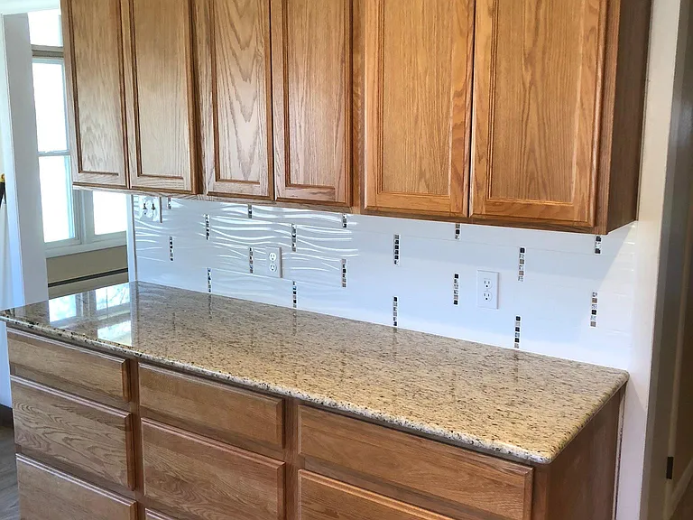 2201 Loyola Ave — Photo 8