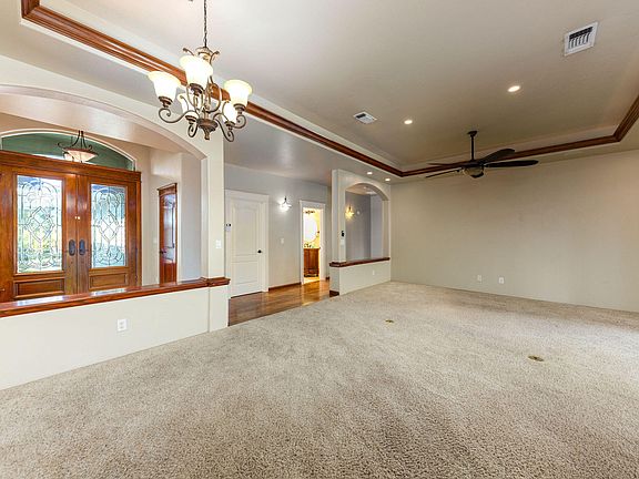 4th image of 234 Bellerive Dr