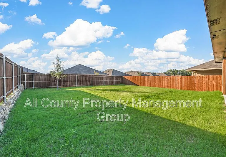 131 Orchard Pines Pl — Photo 19