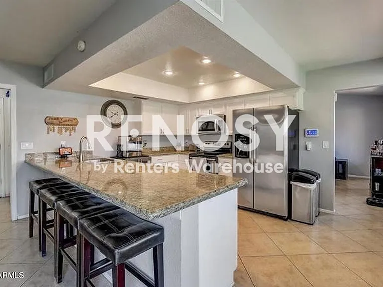 4145 W Danbury Dr — Photo 4
