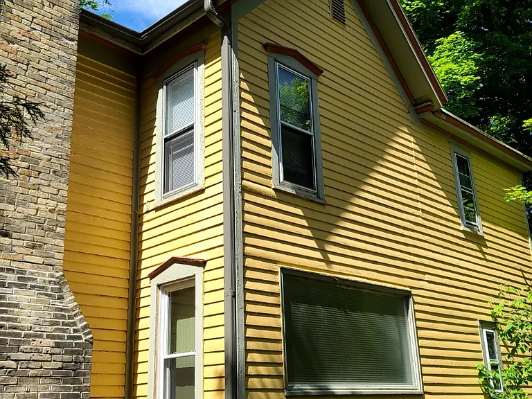 1144 E Johnson St #1 — Photo 4