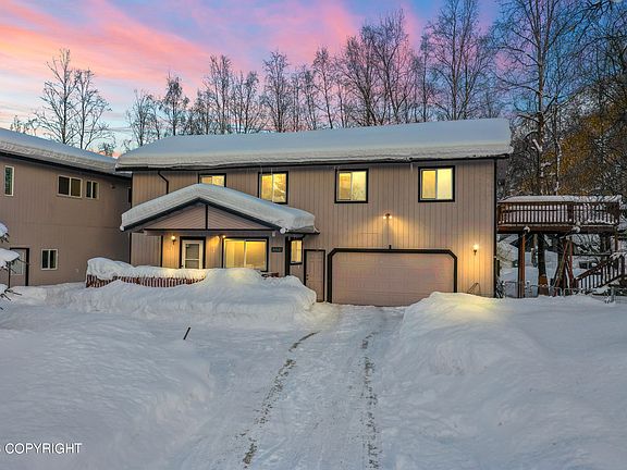 2nd image of 22625 Lake Hill Dr