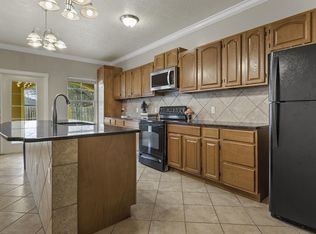 7559 Glen Mont Dr #18106528, San Antonio, TX 78239