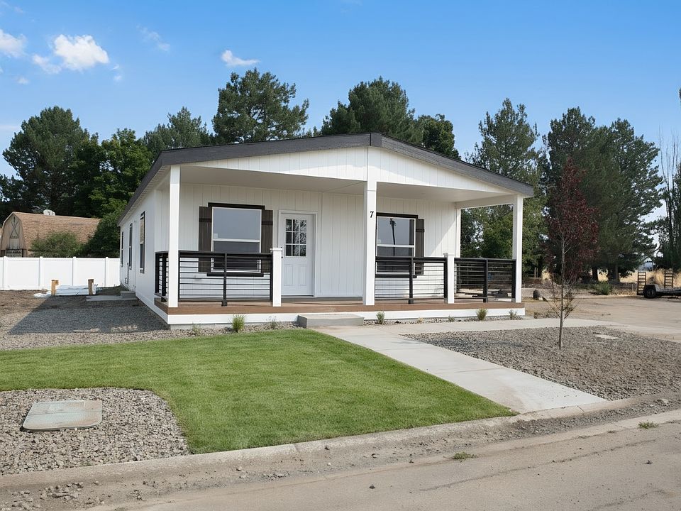 1st image of 3111 Q Ave