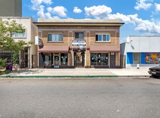 1049 Pine Ave, Long Beach, CA 90813