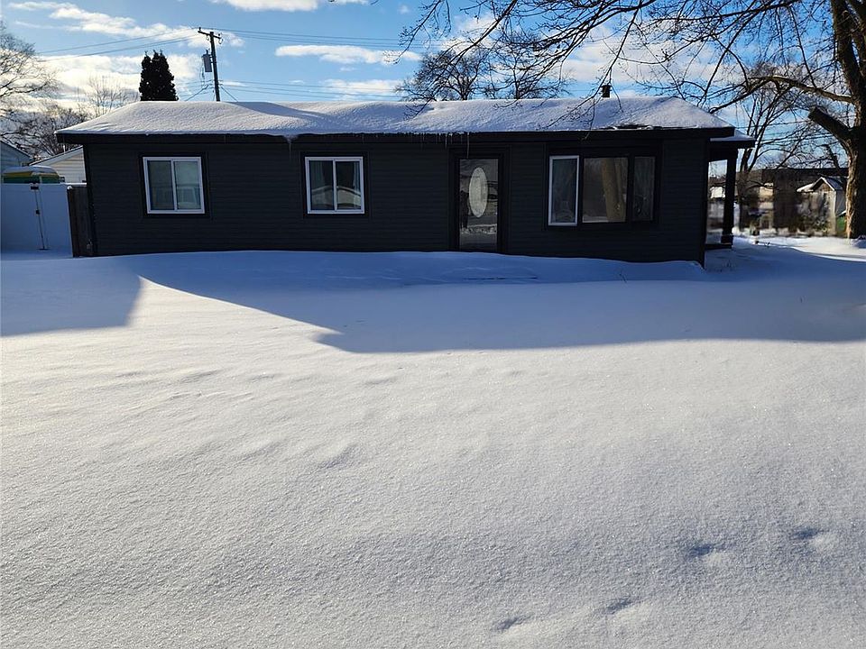 1st image of 47585 Greenview Rd