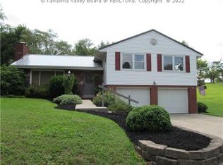 154 Oakwood Ests, Scott Depot, WV 25560