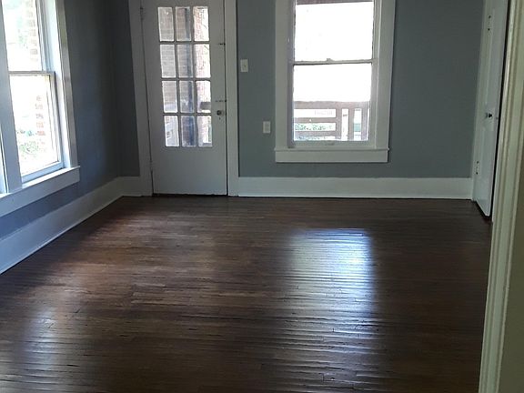 3rd image of 2219 Hurley Ave APT D