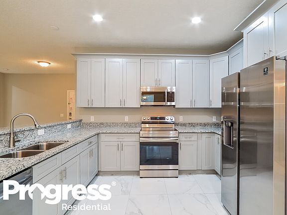 5th image of 2101 Hibiscus Pl