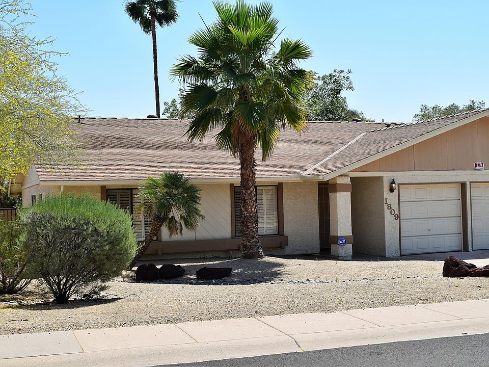 1st image of 1809 E Harmont Dr