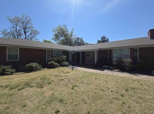 2905 W Broadway Ave, Enid, OK 73703