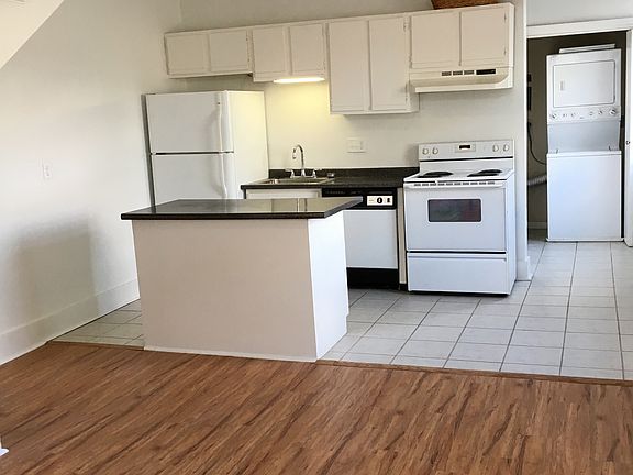 living/Kitchen