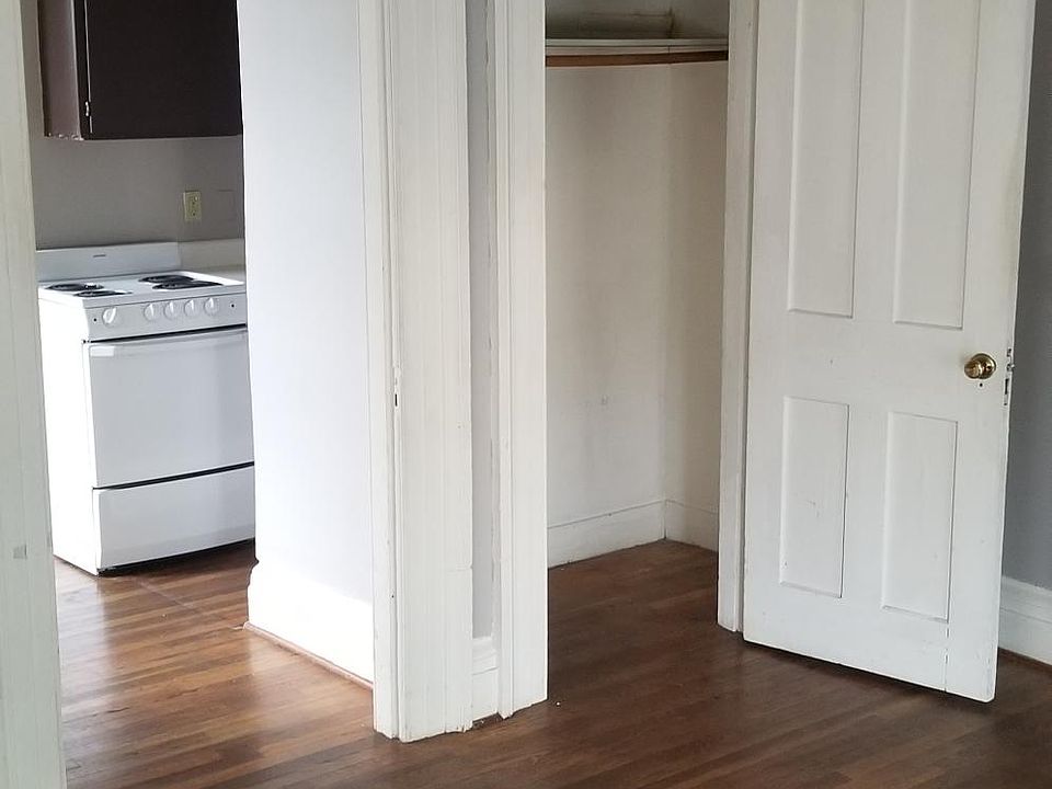 1st image of 3201 Church St APT 3