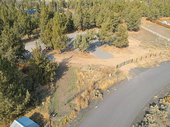 4th image of 6873 SE Riverdance Rd