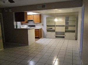 4th image of 10610 S 48th St Unit 1034