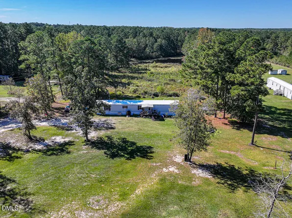 2823 Ponderosa Rd, Cameron, NC 28326