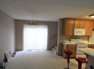 7259 Savanna Ct, Lino Lakes, MN 55014