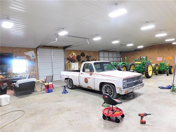 4th image of 3355 S County Road 60 SW