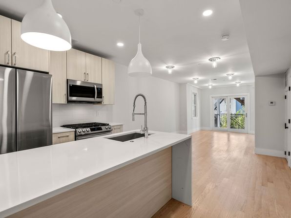 106 Bremen St Floor 2