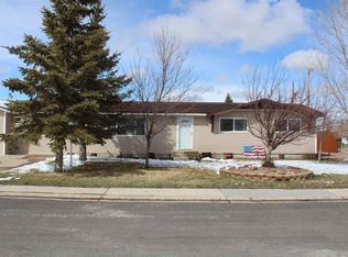 301 E Walnut St, Lyman, WY 82937