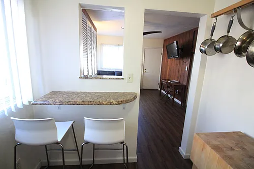 2826 Mission Blvd #4 Photo 1