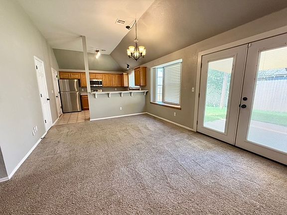 5th image of 1604 Briarcreek