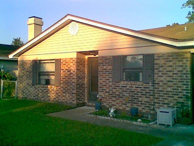 1st image of 7615 Club Duclay Dr