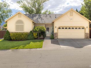 125 Shadycrest Dr, Verdi, NV 89439