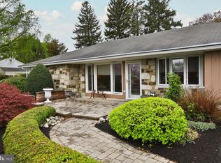 732 Forrest Ave, Jenkintown, PA 19046