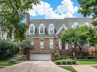 211 N Bemiston Ave, Saint Louis, MO