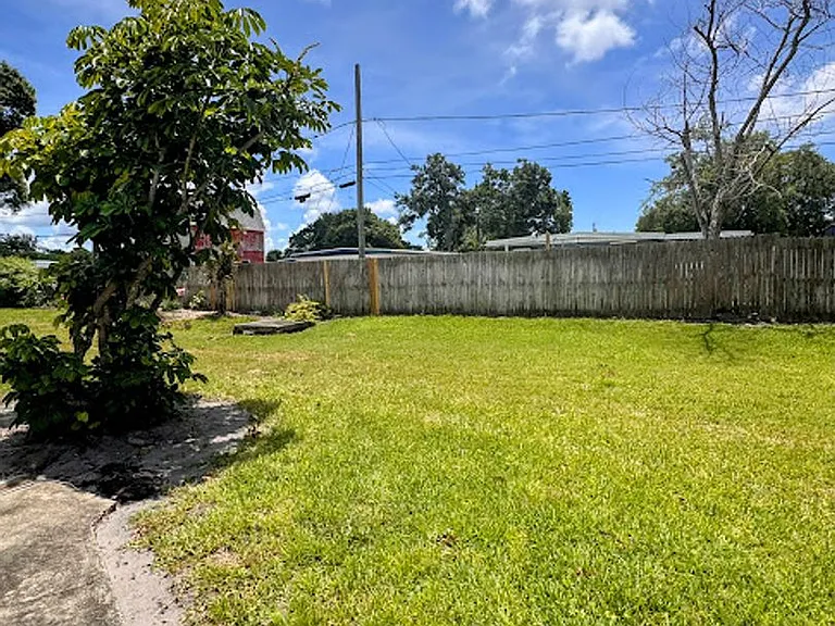 8356 Candlewood Rd — Photo 14