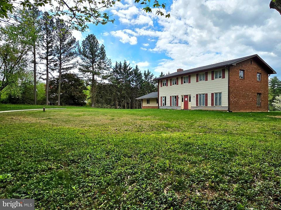 1st image of 21010 Delta Dr