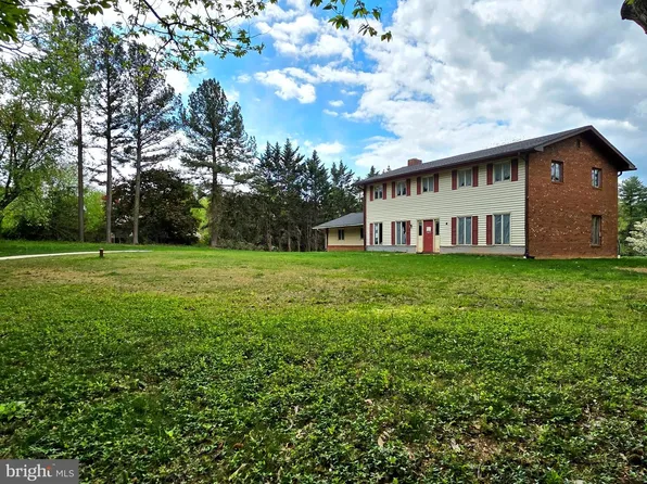 21010 Delta Dr, Gaithersburg, MD 20882