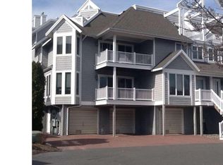 1906 East Dr, Ventnor City, NJ 08406