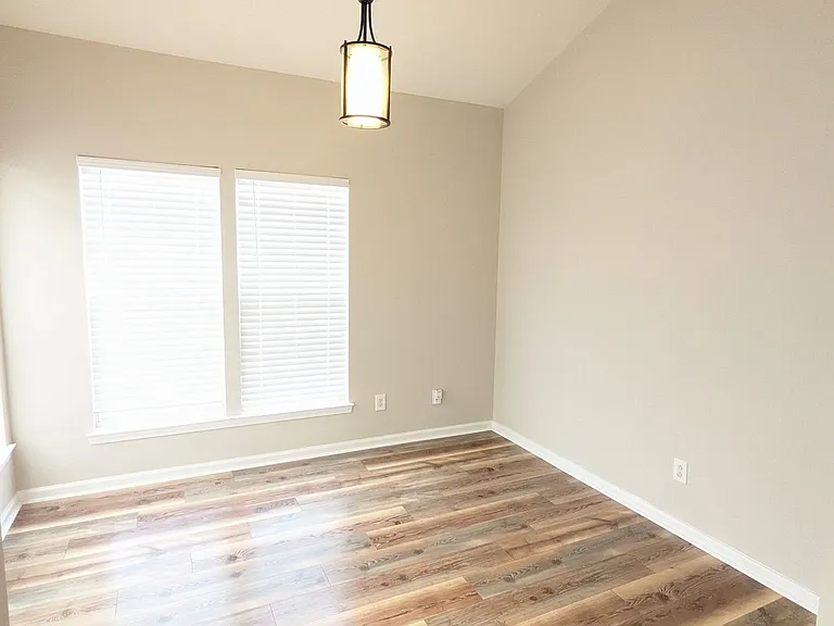 4613 Forestridge Commons Dr — Photo 7