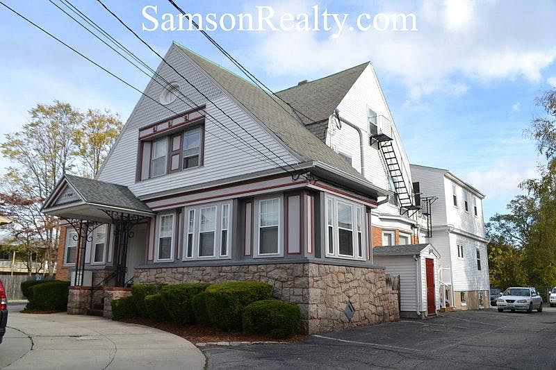 1st image of 1704 Broad St Unit 2