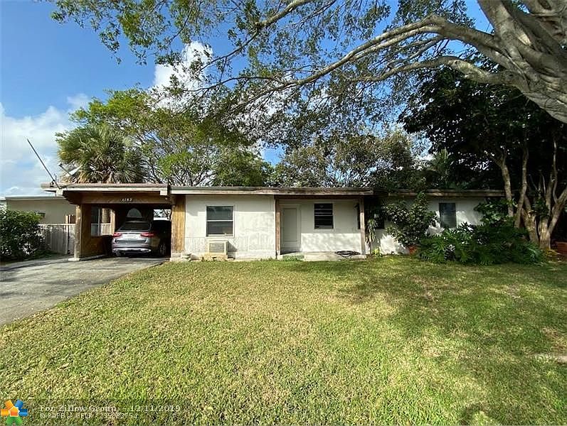 1st image of 1763 NE 51st St