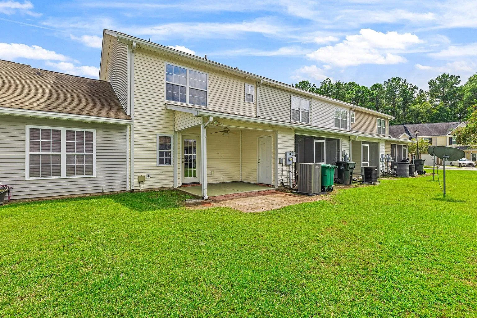 570 Truman Dr - — Photo 3