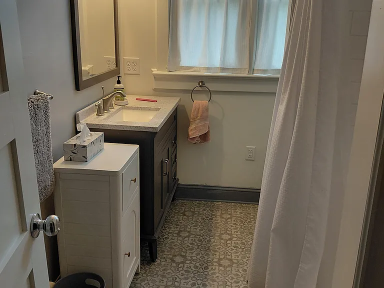 412 N Washington St — Photo 6
