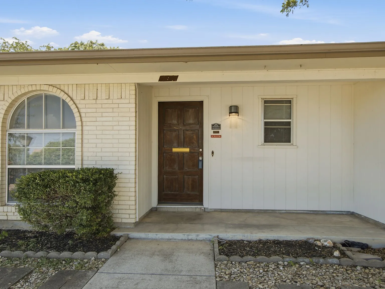 4 bed, 1554 sqft, $1,995 — Photo 3