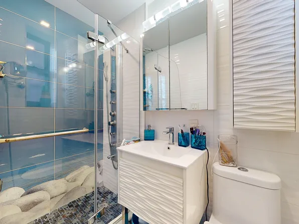 3101 Ocean Parkway image 22 of 26