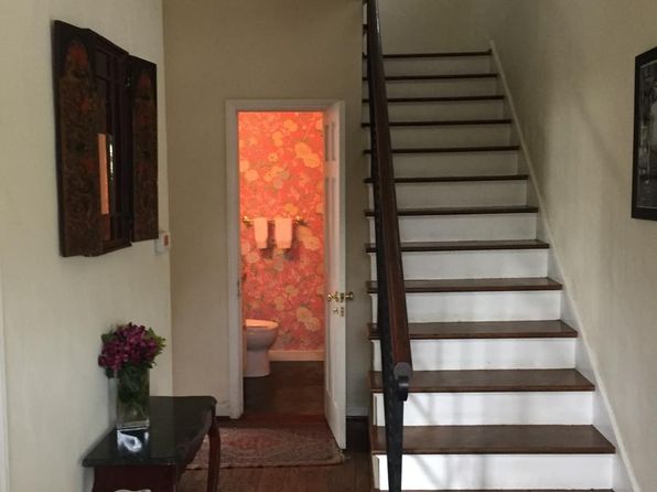 1921 S Los Robles Ave