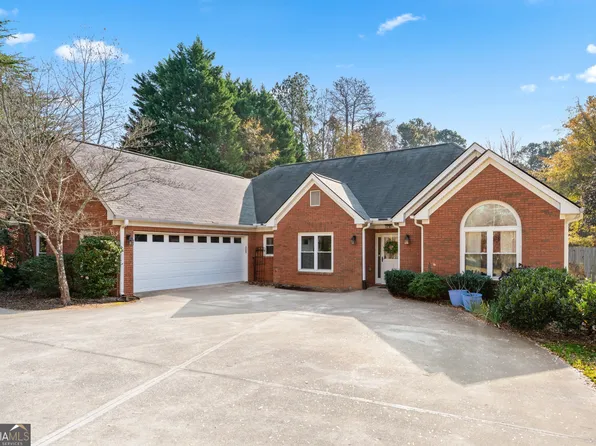 575 Herring Rd, Grayson, GA 30017