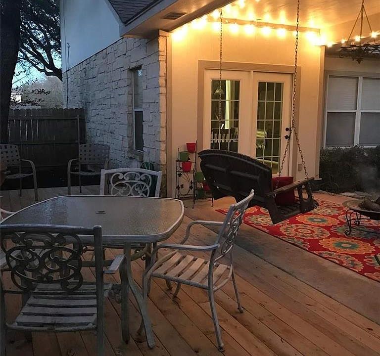 1st image of 1613 Country Squire Dr