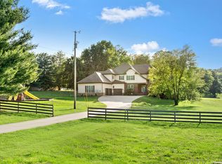 918 N Countrywood Rd, Adams, TN 37010