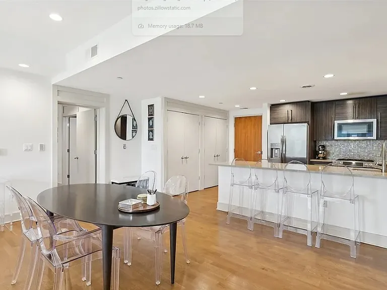 537 N Neville St #4B — Photo 2