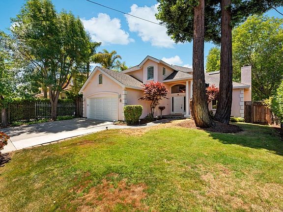 2nd image of 2828 Hacienda St