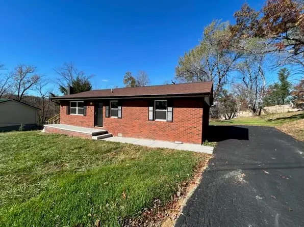 278 Green Oaks Dr, Grayson, KY 41143